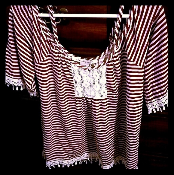 American Rag Tops - Cute Summertime Top